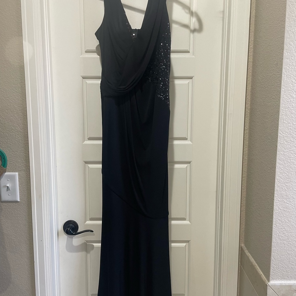 Gorgeous Gown. Worn Once For An Event. - image 3